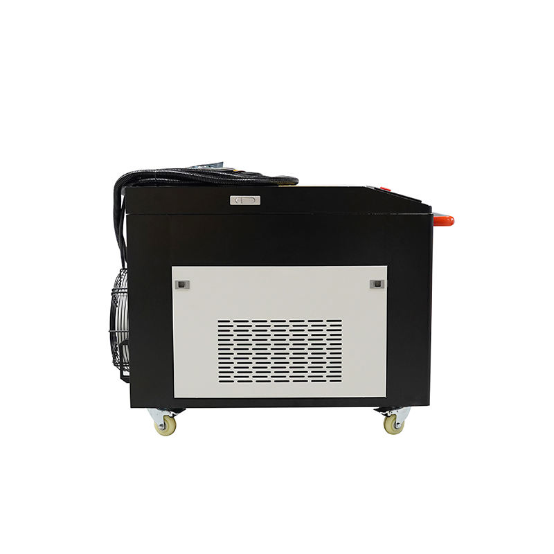 ماكينة لحام/تنظيف/قطع بالليزر  - مراجعة Fiber Laser Cutting Machine وسعره